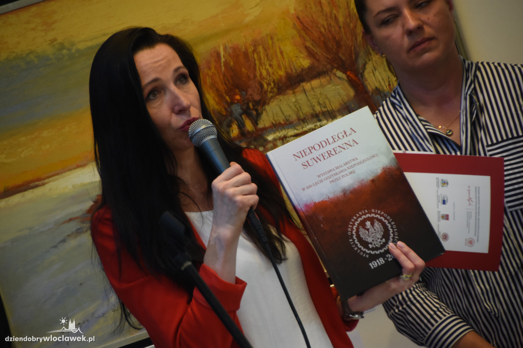'Niepodległa Suwerenna' w Suszarni