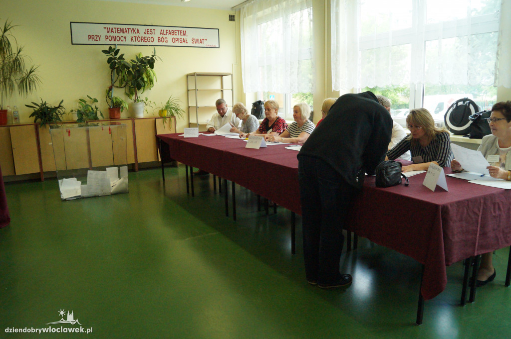 Trwają eurowybory