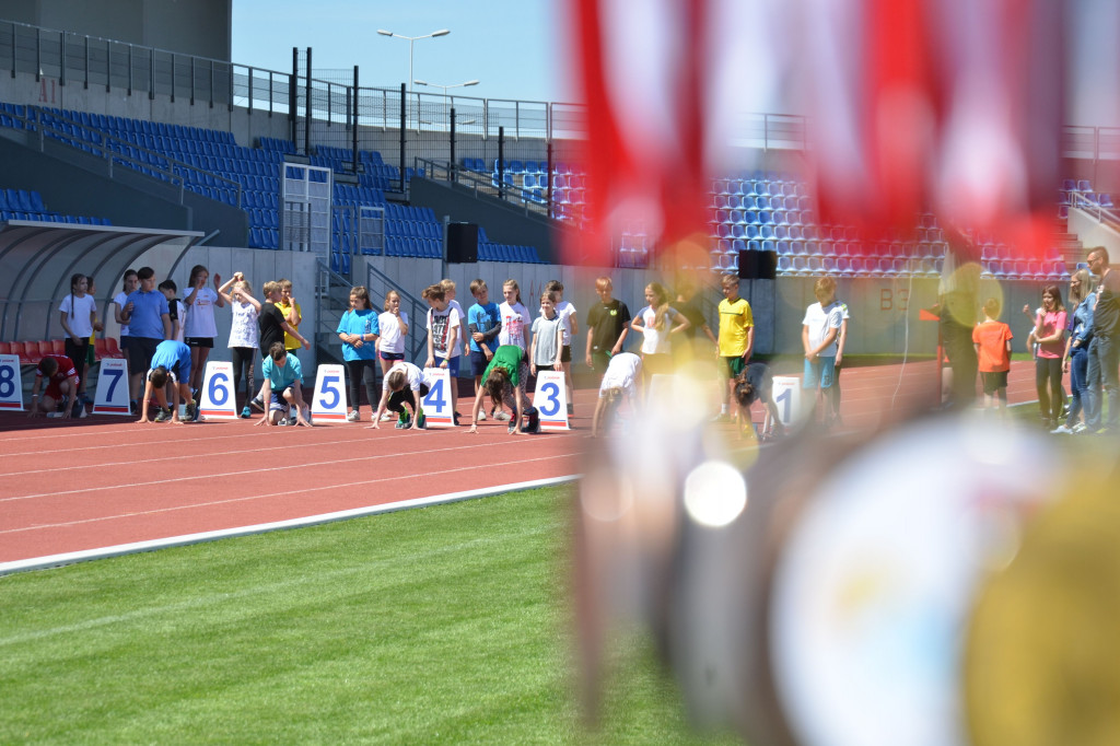 Mityng lekkoatletyczny na stadionie