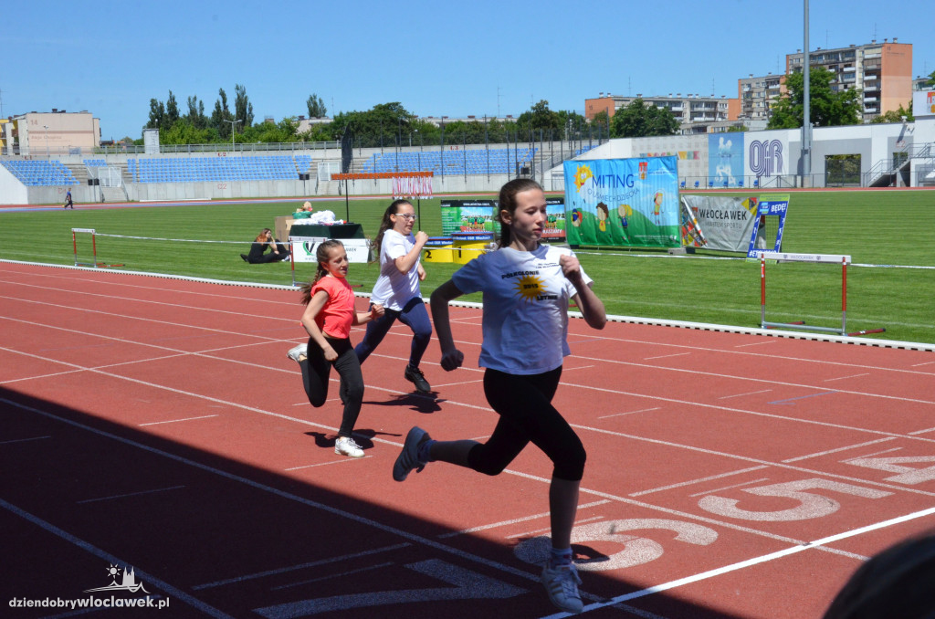Mityng lekkoatletyczny na stadionie