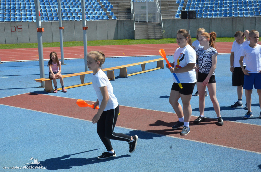 Mityng lekkoatletyczny na stadionie