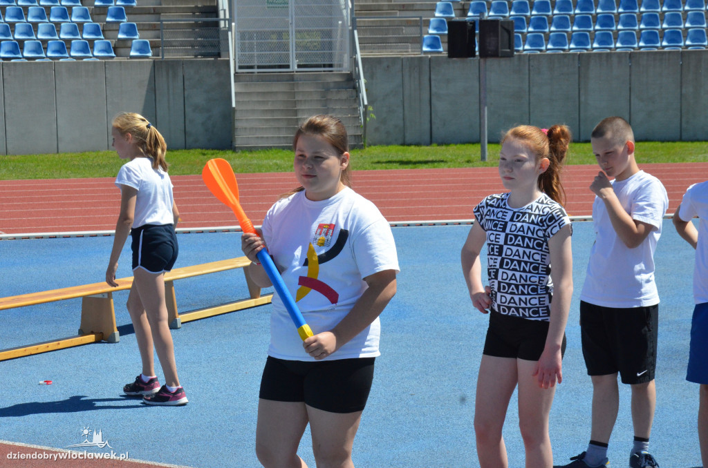 Mityng lekkoatletyczny na stadionie