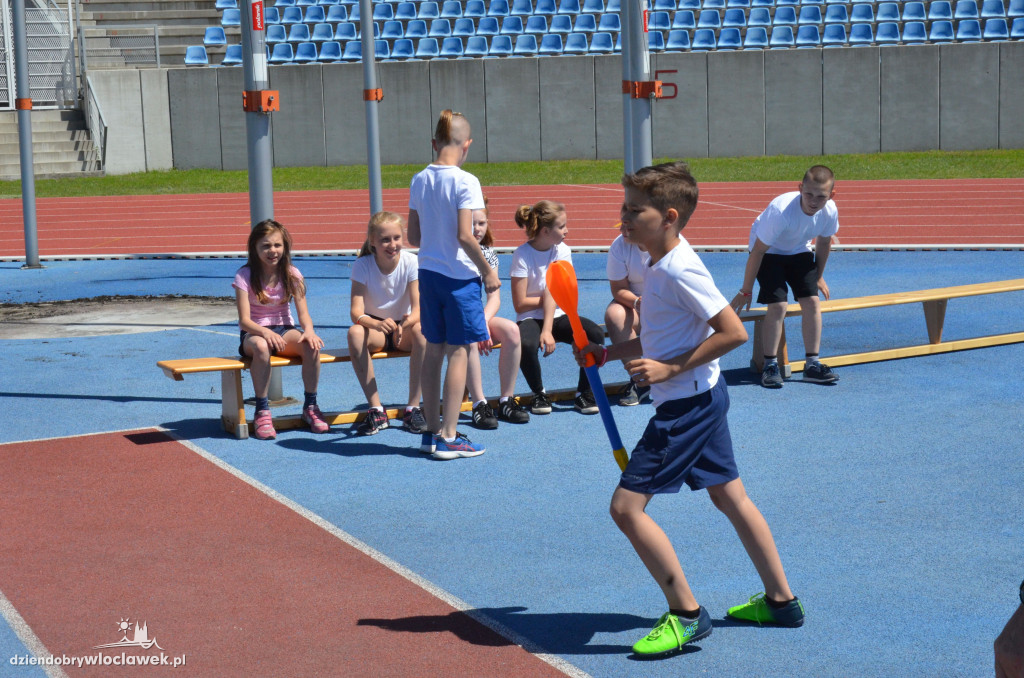 Mityng lekkoatletyczny na stadionie