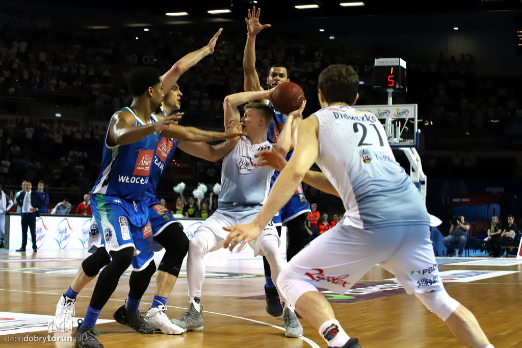 Twarde Pierniki vs Anwil Włocławek