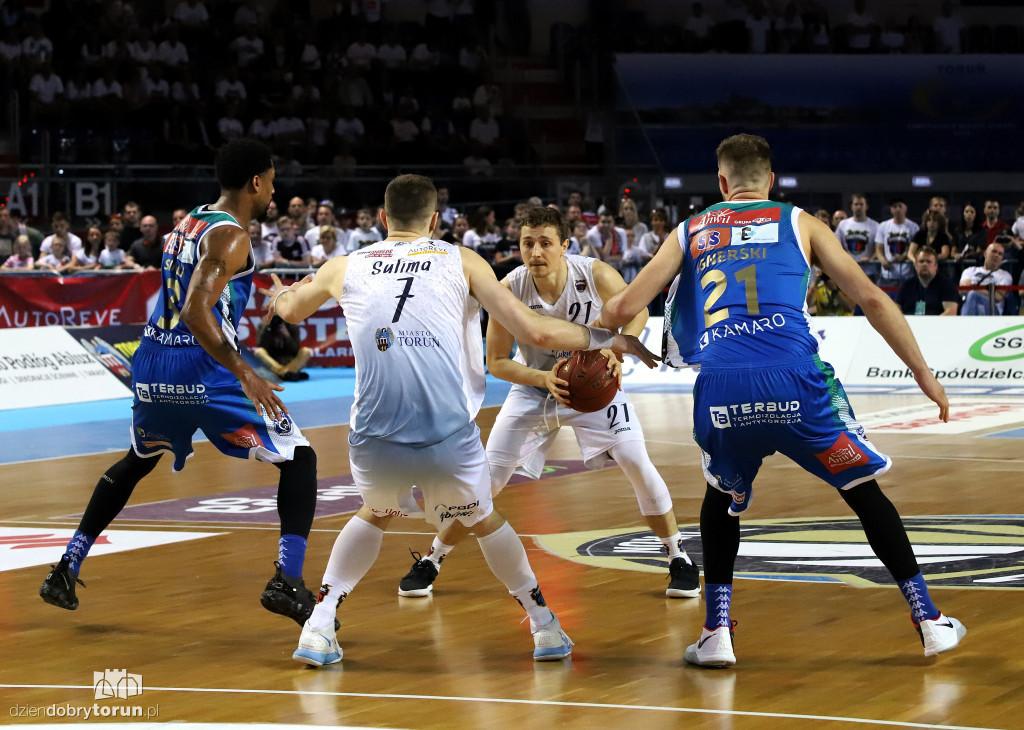 Twarde Pierniki vs Anwil Włocławek
