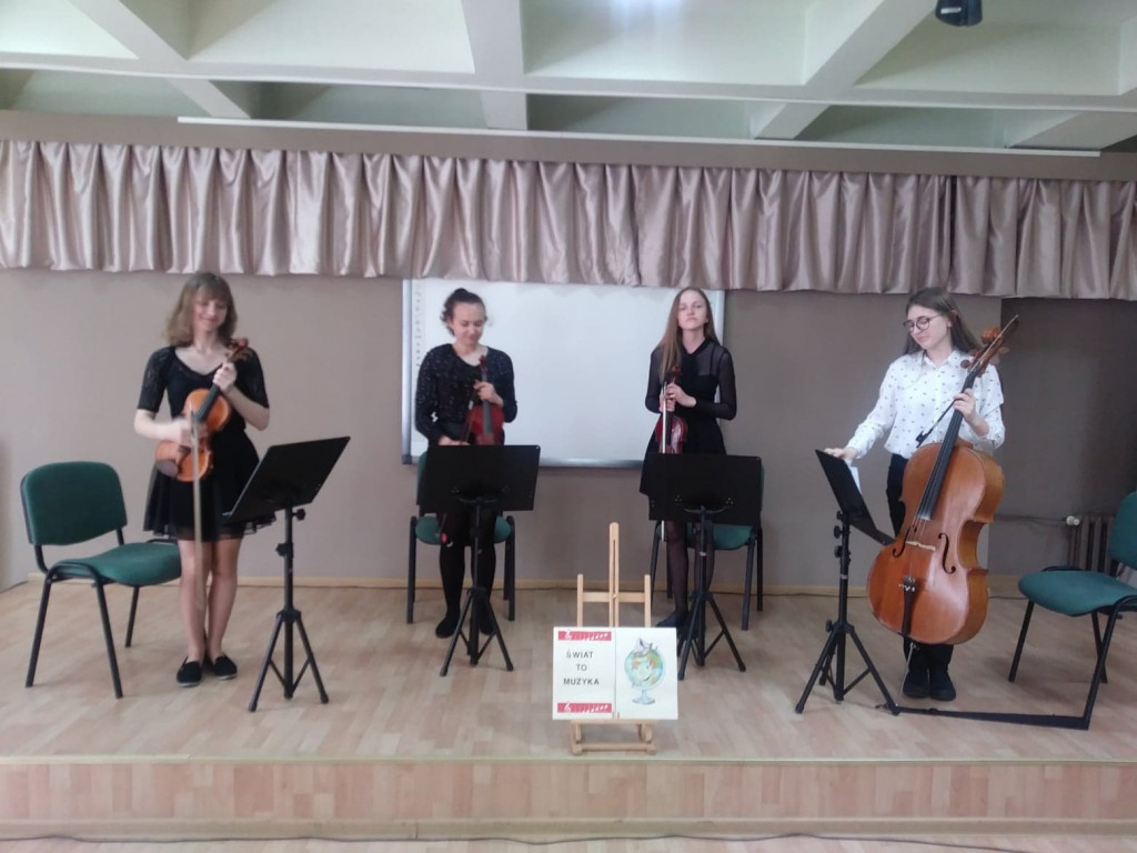 Koncert `Muzyka wokół nas`