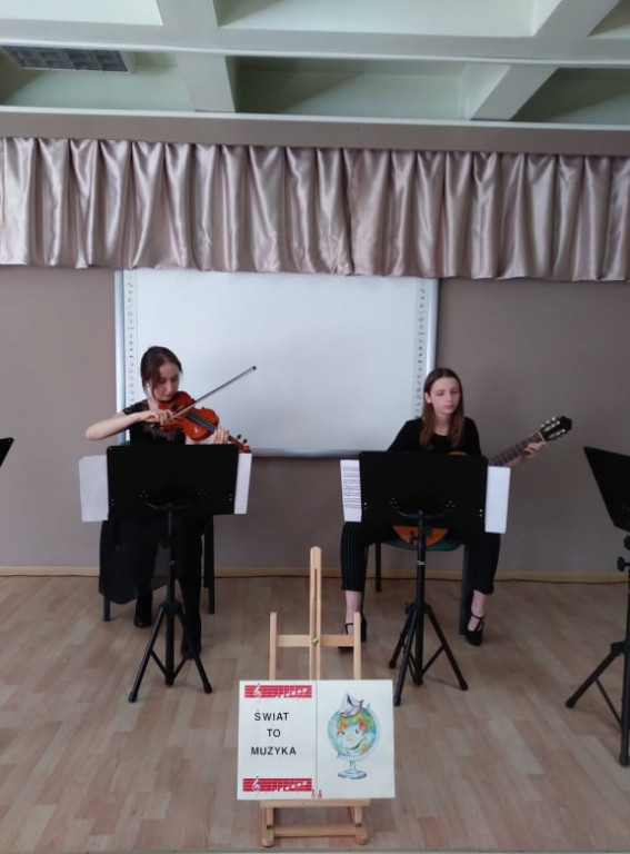 Koncert `Muzyka wokół nas`