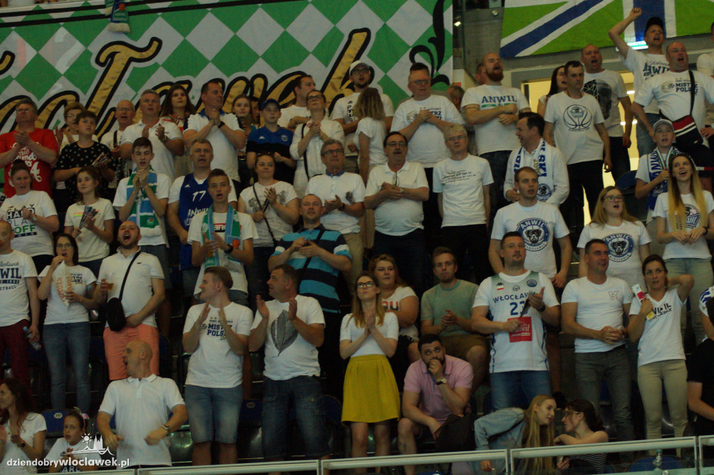 Włocławscy kibice na 2. meczu finału
