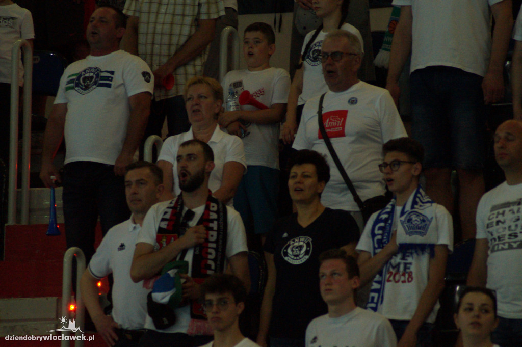 Włocławscy kibice na 2. meczu finału
