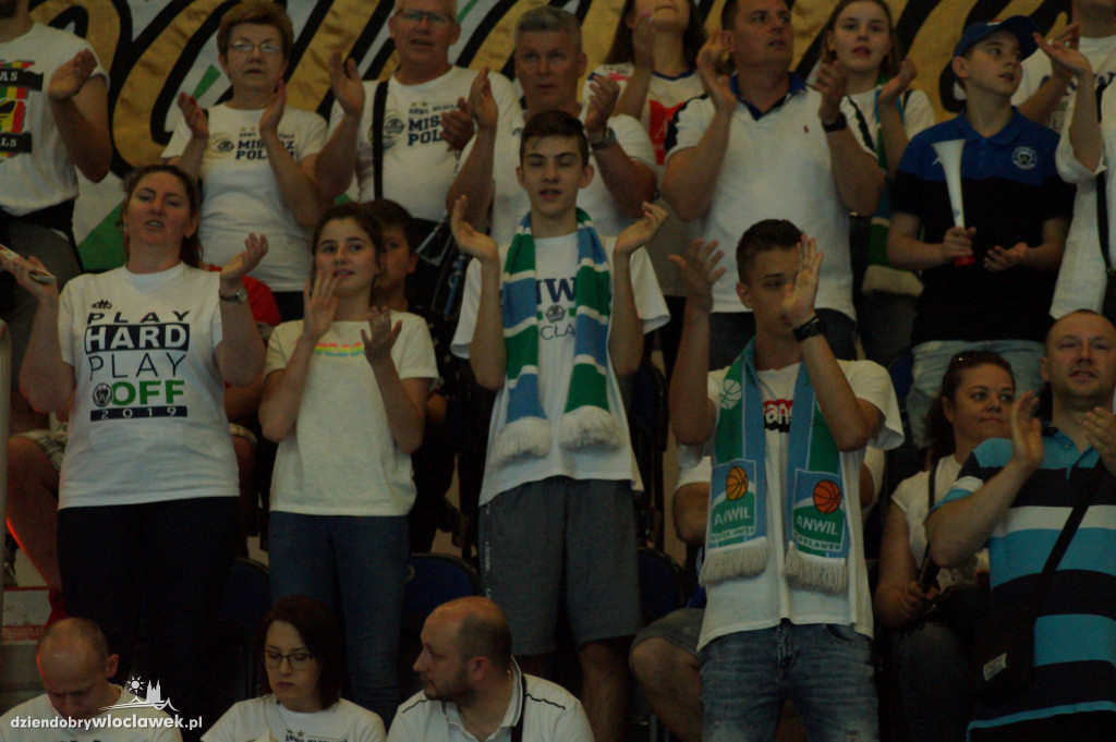 Włocławscy kibice na 2. meczu finału
