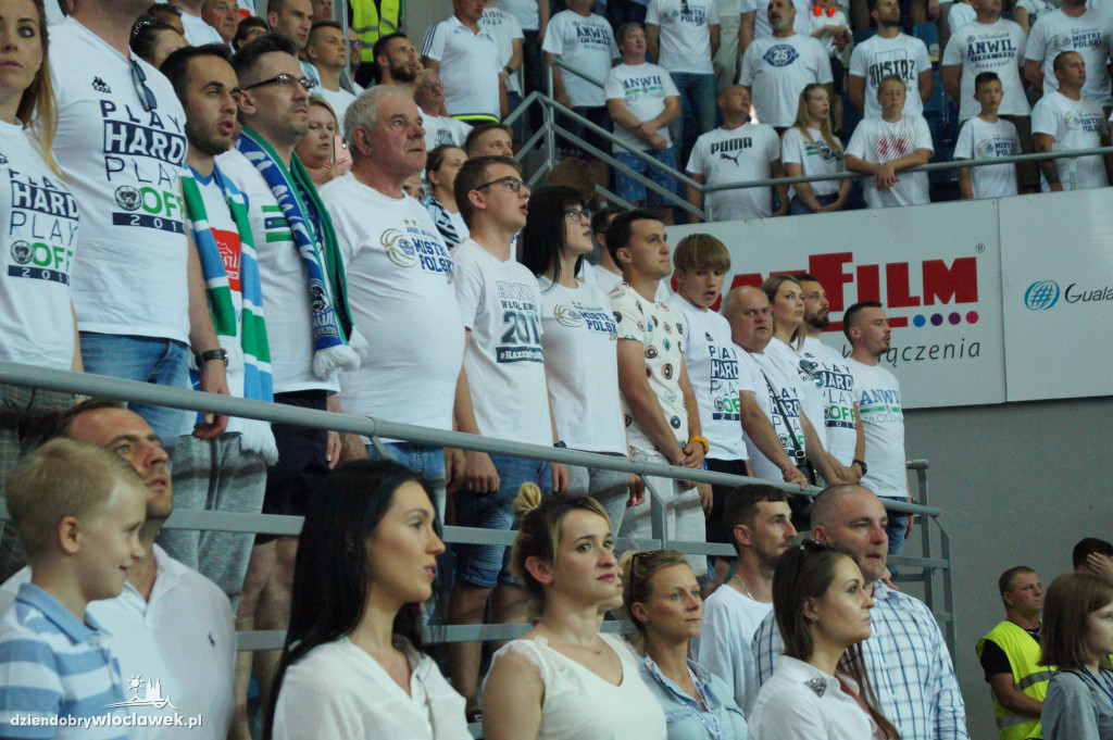 Kibice w Hali Mistrzów na 3. meczu finału