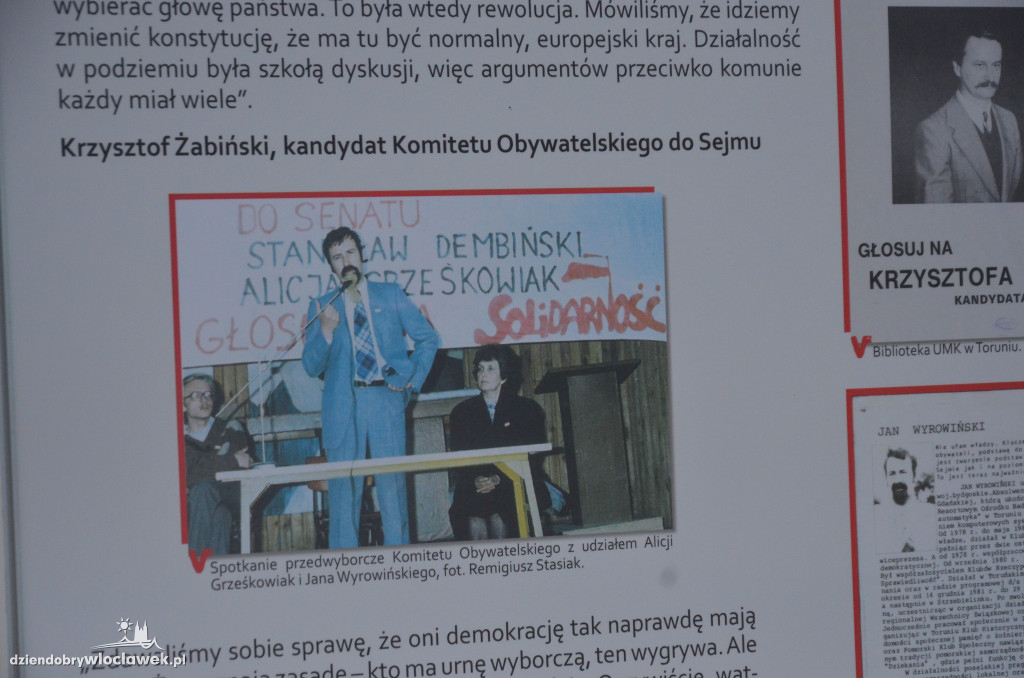Wystawa o wyborach 1989 na pl. Wolności