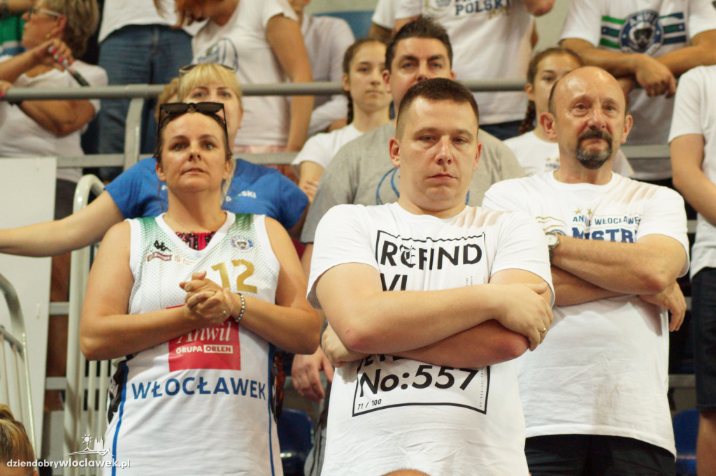 Kibice na 4. meczu finałowym
