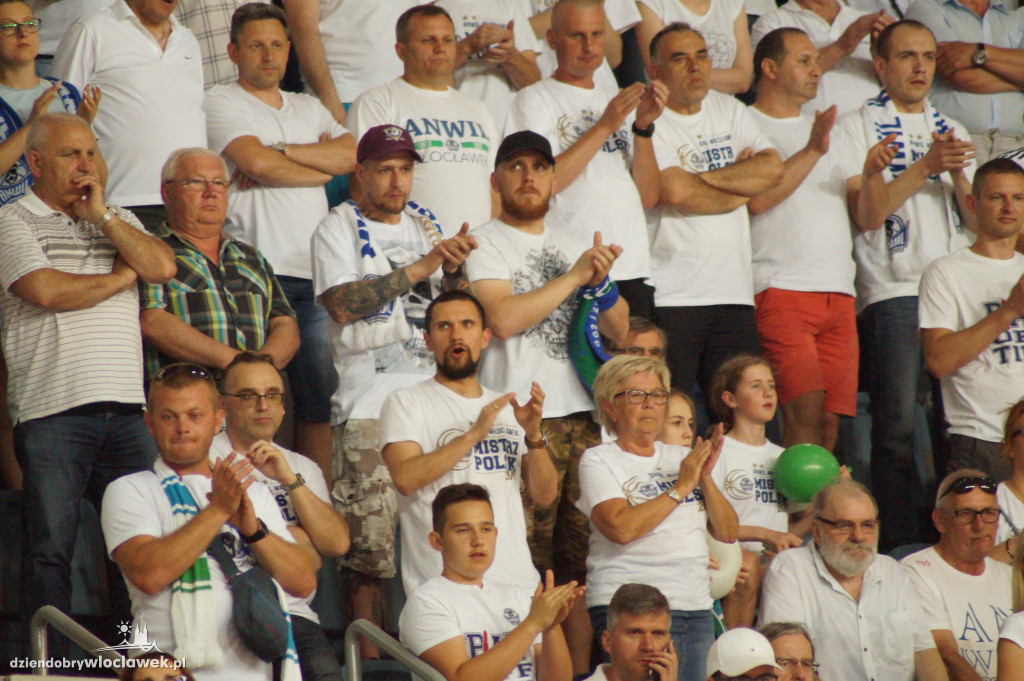 Kibice na 4. meczu finałowym