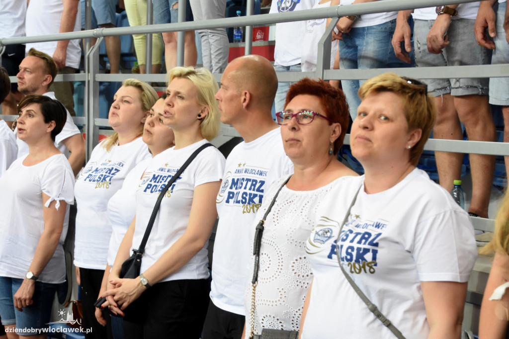Kibice na 4. meczu finałowym