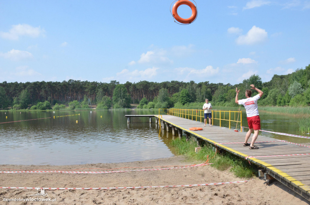 Zawody ratowników nad  j. Czarnym