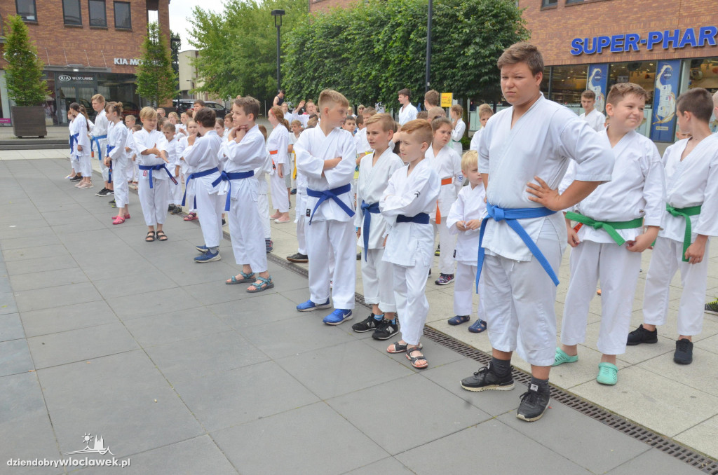 Trening karate przed Wzorcownią
