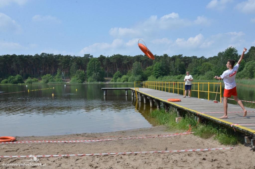 Zawody ratowników nad  j. Czarnym