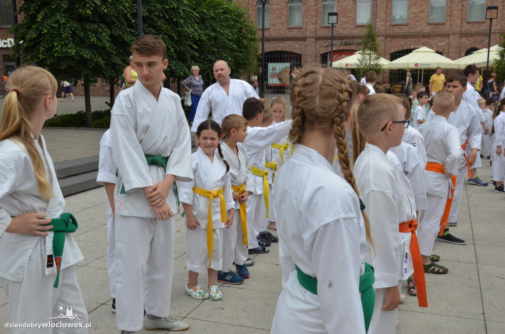 Trening karate przed Wzorcownią