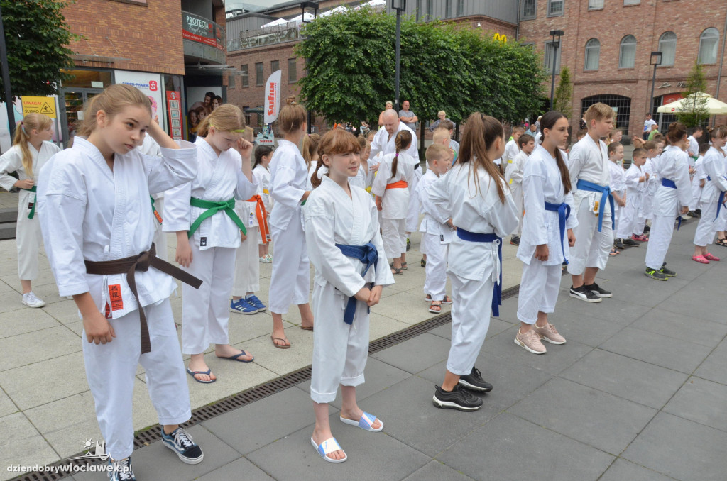 Trening karate przed Wzorcownią