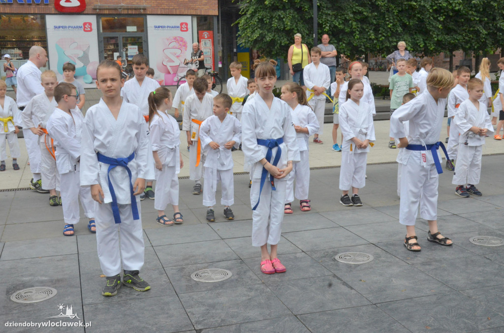 Trening karate przed Wzorcownią