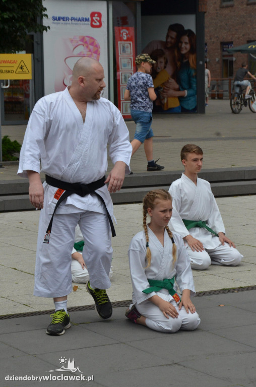 Trening karate przed Wzorcownią