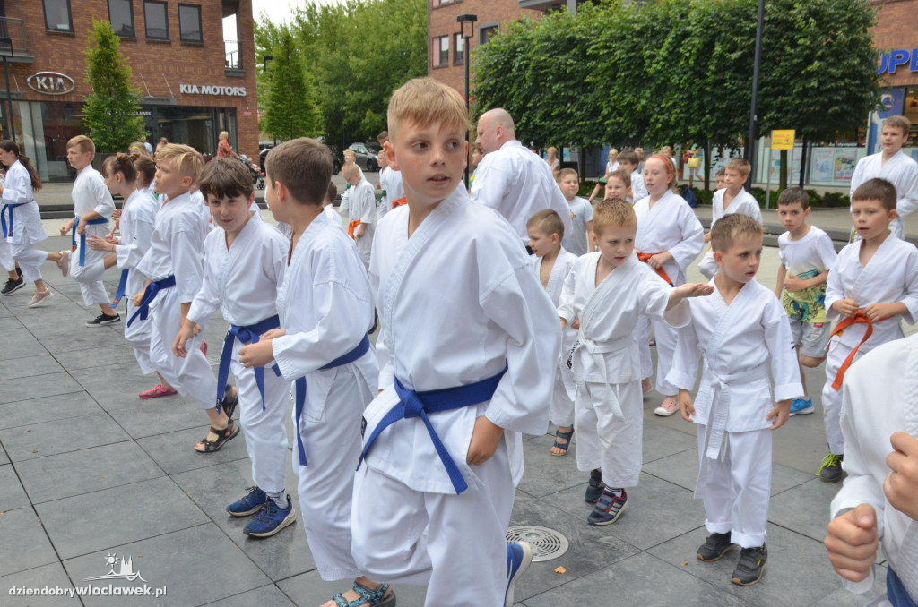 Trening karate przed Wzorcownią