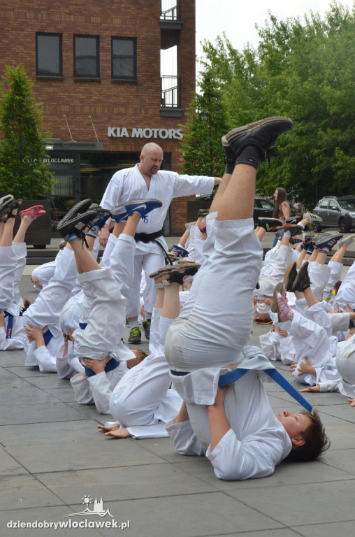 Trening karate przed Wzorcownią