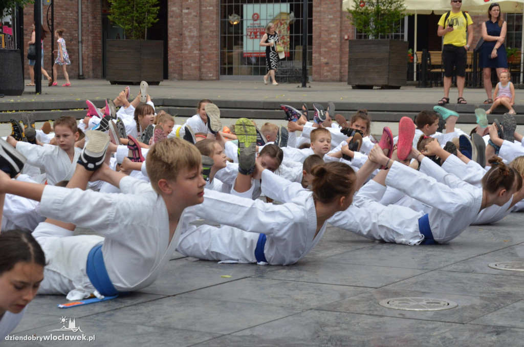 Trening karate przed Wzorcownią