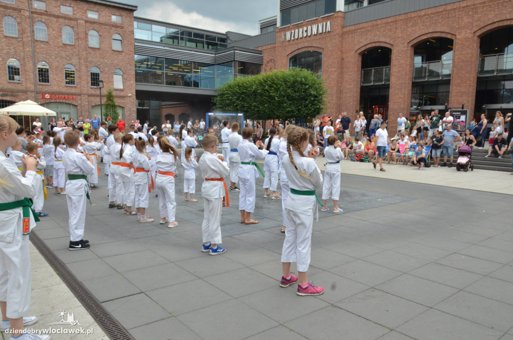 Trening karate przed Wzorcownią