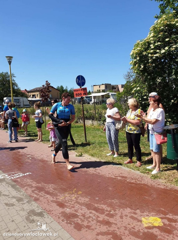 Triathloniści wystartowali w Ślesinie