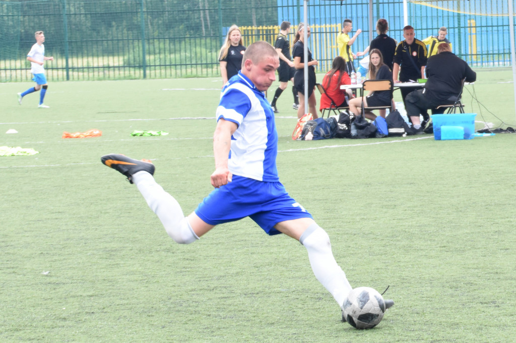 Turniej sportowy na stadionie