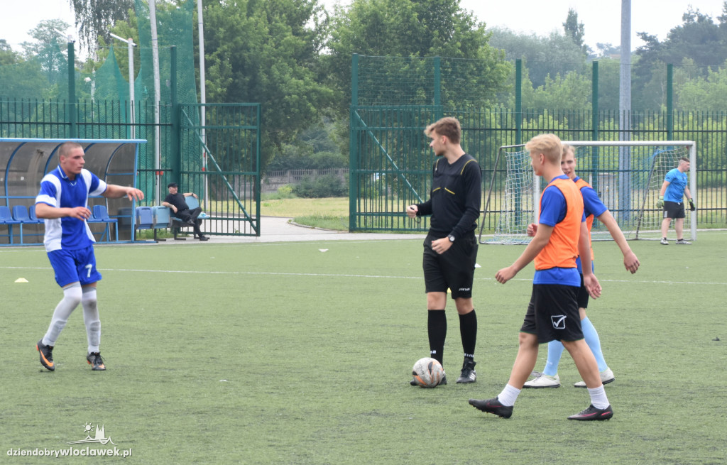 Turniej sportowy na stadionie