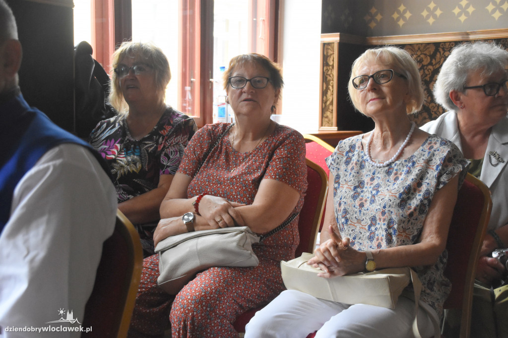 Seniorzy wystąpili w Starej Remizie
