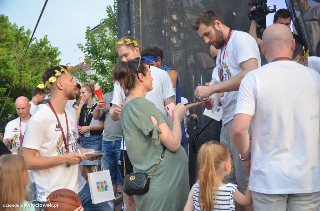 Dni Włocławka: Anwil, Zouzy, Zakopower
