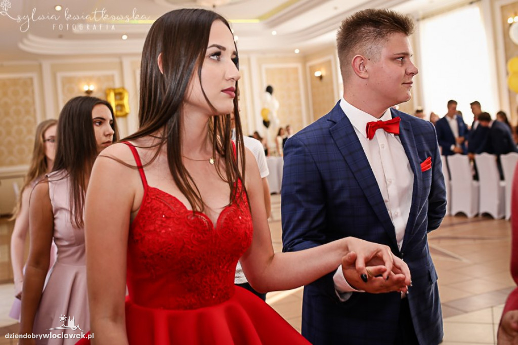 Bal gimnazjalny uczniów Baczyńskiego