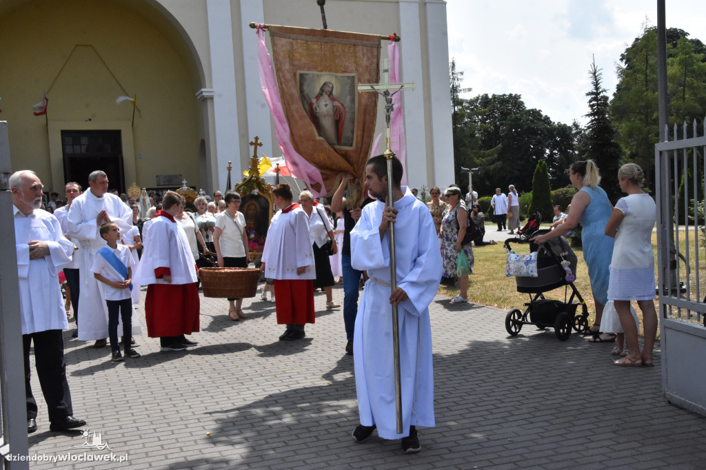 Procesja w parafii św. Stanisława BM