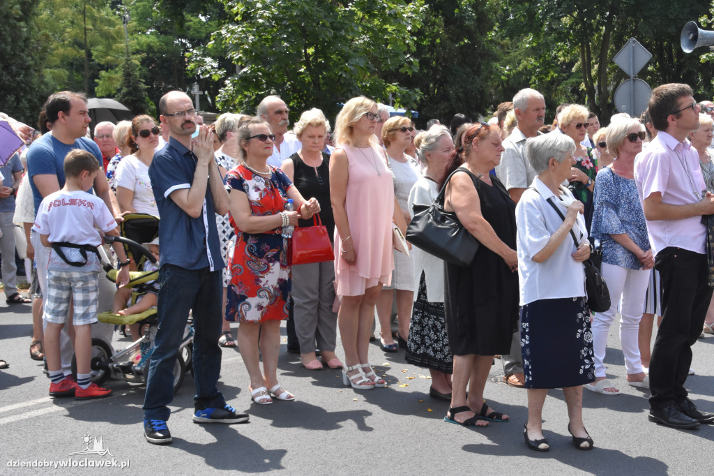 Procesja w parafii św. Stanisława BM