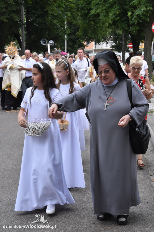 Procesja w parafii św. Stanisława BM