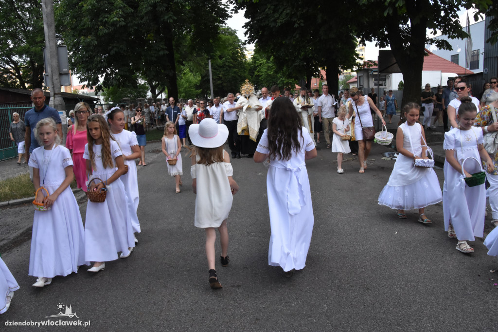 Procesja w parafii św. Stanisława BM