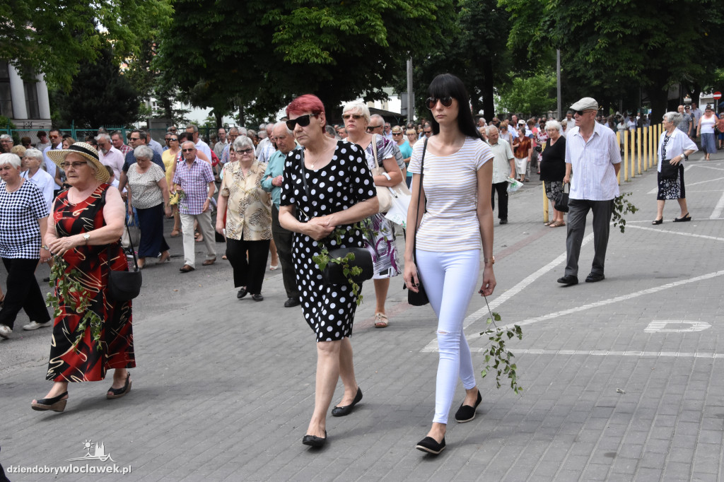 Procesja w parafii św. Stanisława BM