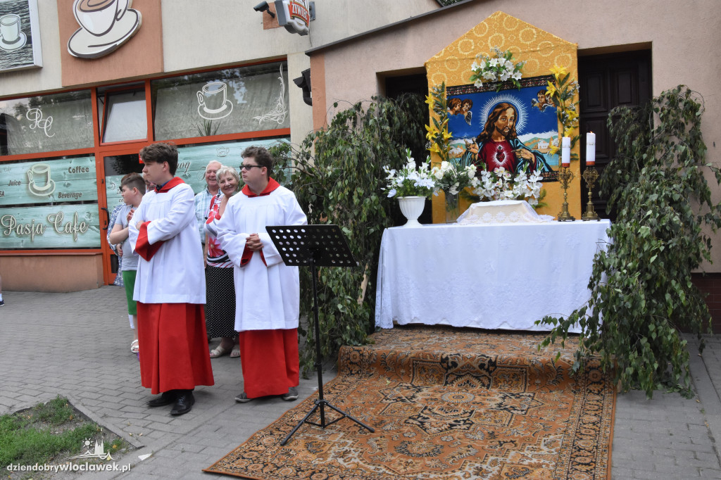 Procesja w parafii św. Stanisława BM