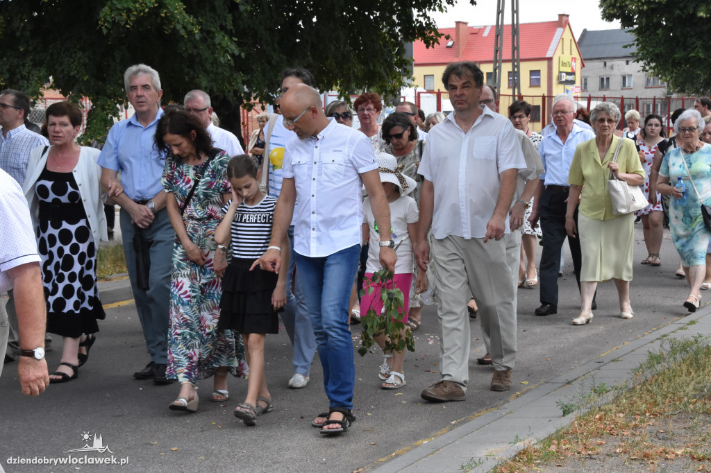 Procesja w parafii św. Stanisława BM