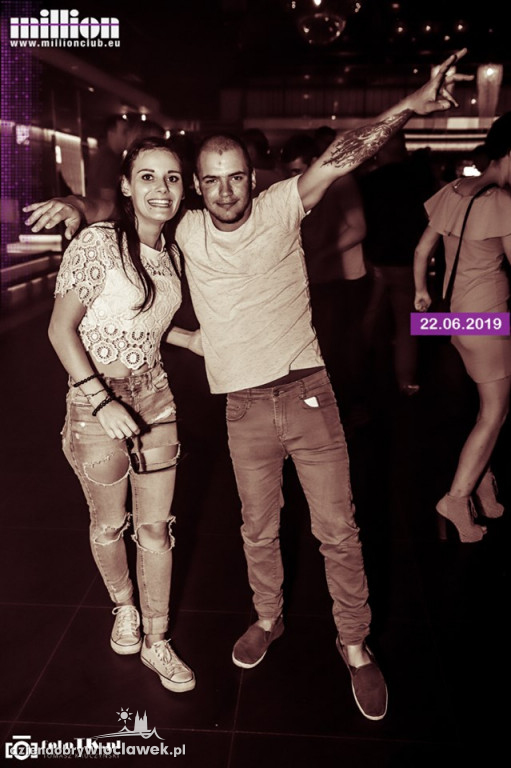 DJ Emdi w Million Clubie