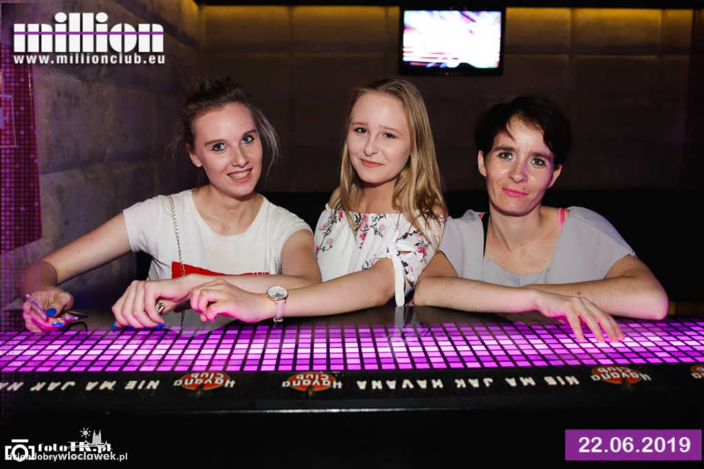 DJ Emdi w Million Clubie
