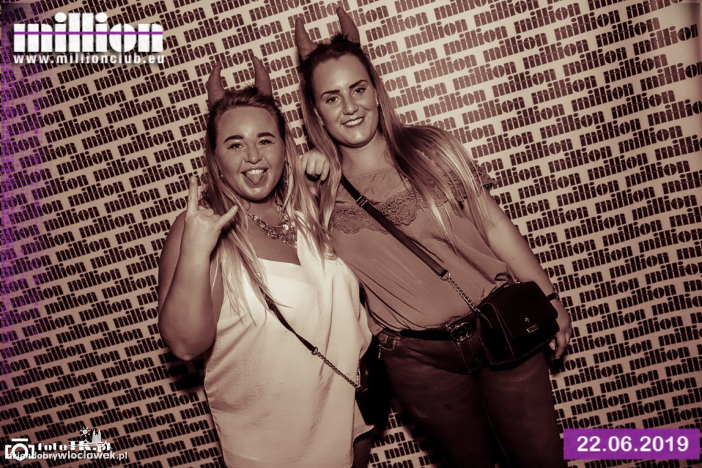 DJ Emdi w Million Clubie