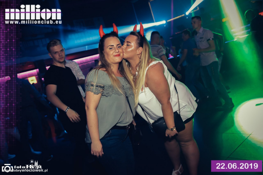 DJ Emdi w Million Clubie