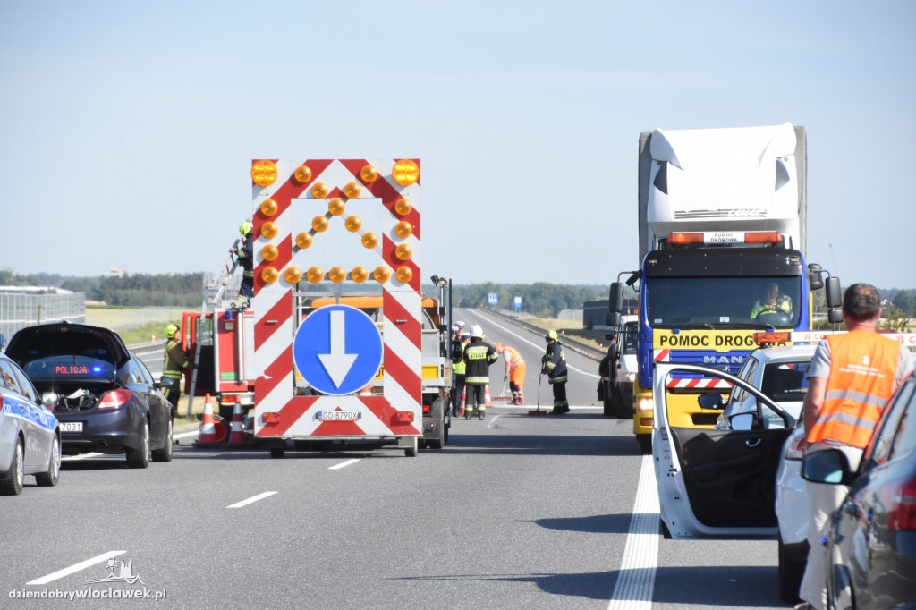 Wypadki na autostradzie A1 w Pikutkowie