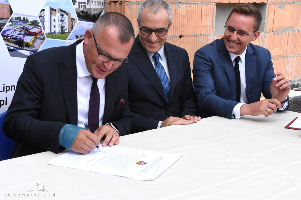 Akt erekcyjny w Brześciu wmurowany