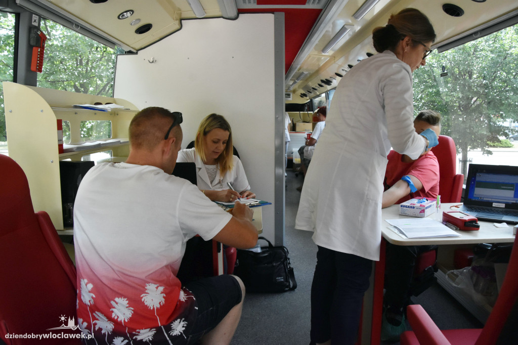 Krwiobus zawitał do Włocławka